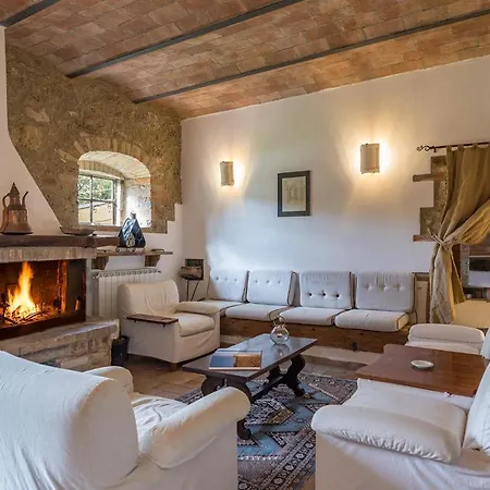 Querce Villa *
